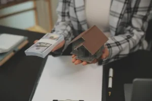 Cash-Out Refinancing Explained: How Homeowners Can Leverage Equity Safely